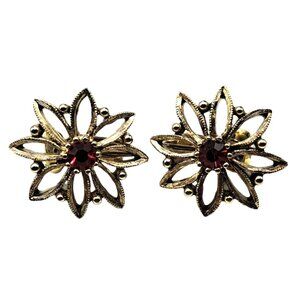 Vintage Gold Tone Flower Earrings Clip-On With Red Rhinestone Center Costume